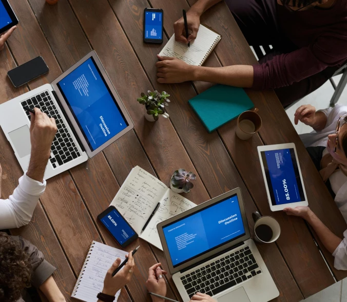 Brindes para empregados - gadgets promocionais úteis e fixes
