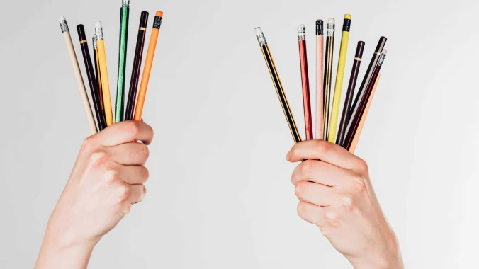 Lápis com logótipo e gravação como um elegante gadget promocional